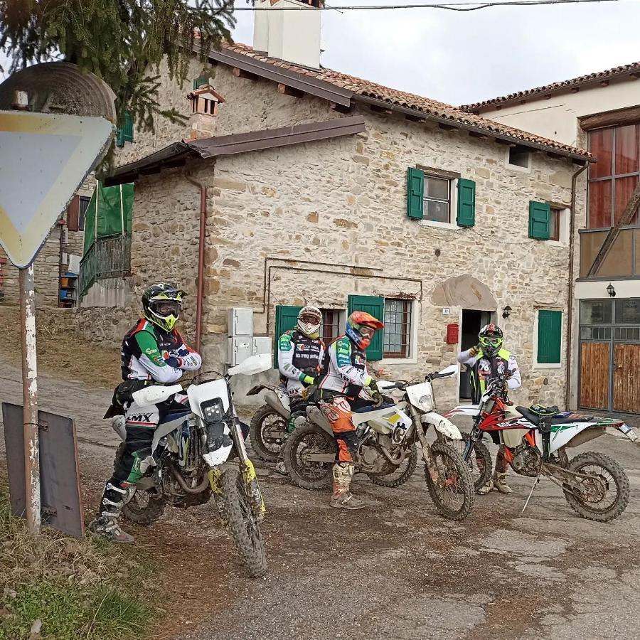 La Corte Dei Celti San Benedetto Del Querceto Buitenkant foto